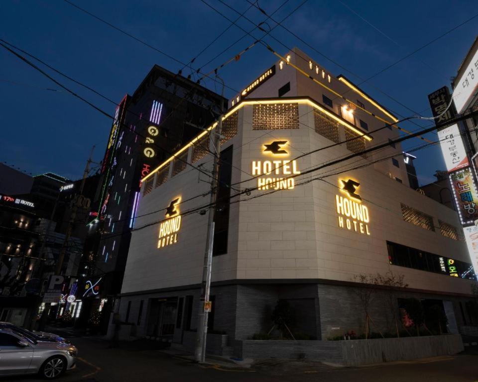Hound Hotel Yeonsan Busan Exteriör bild